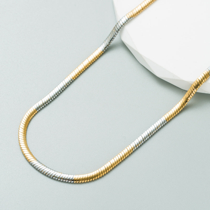 New Titanium Steel Necklace Female Senior Design Sense Two-Color Splicing Collarbone Chain Necklace With Jewelry