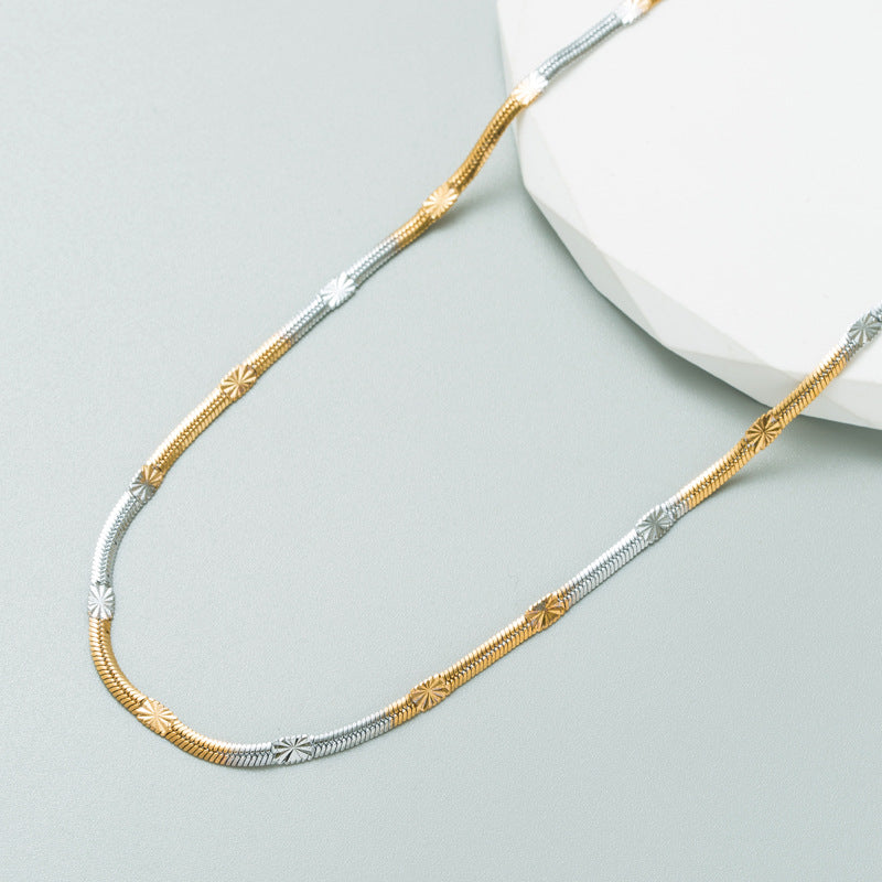 New Titanium Steel Necklace Female Senior Design Sense Two-Color Splicing Collarbone Chain Necklace With Jewelry