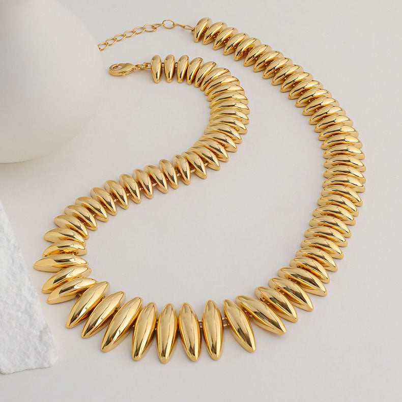 Retro Exquisite Geometric Necklace Women's Versatile High-end Ins Style Light Luxurious Temperament Necklace