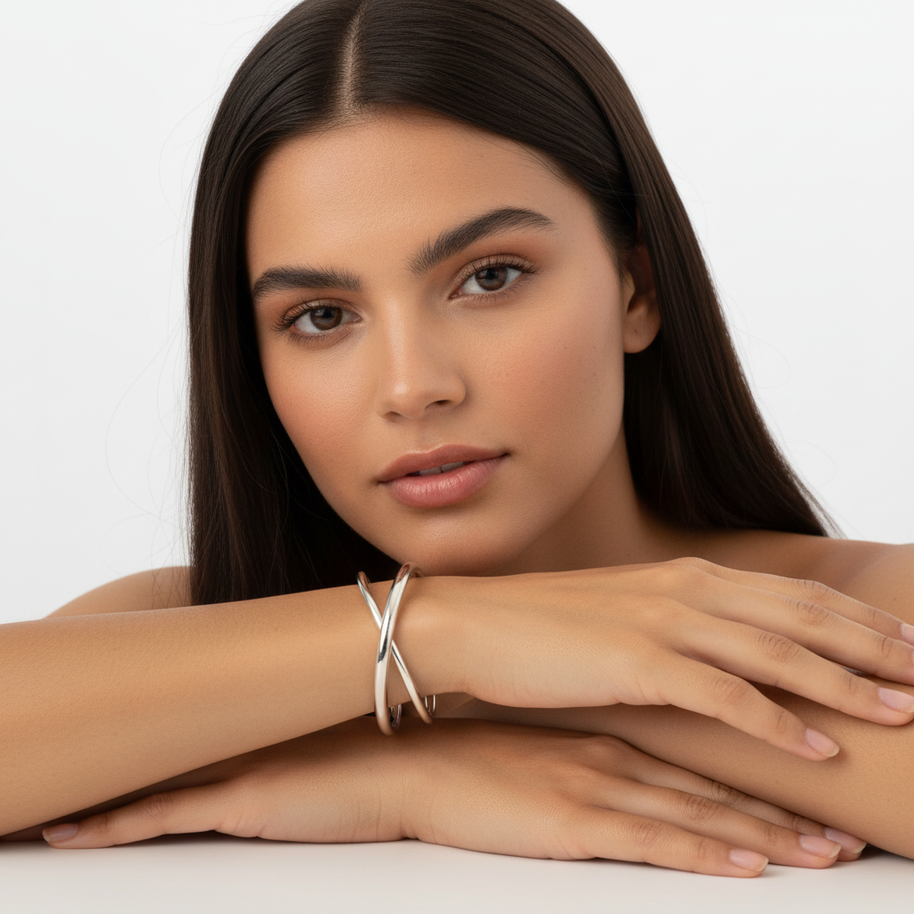 Bracelete Entrelacé Prata — modelo