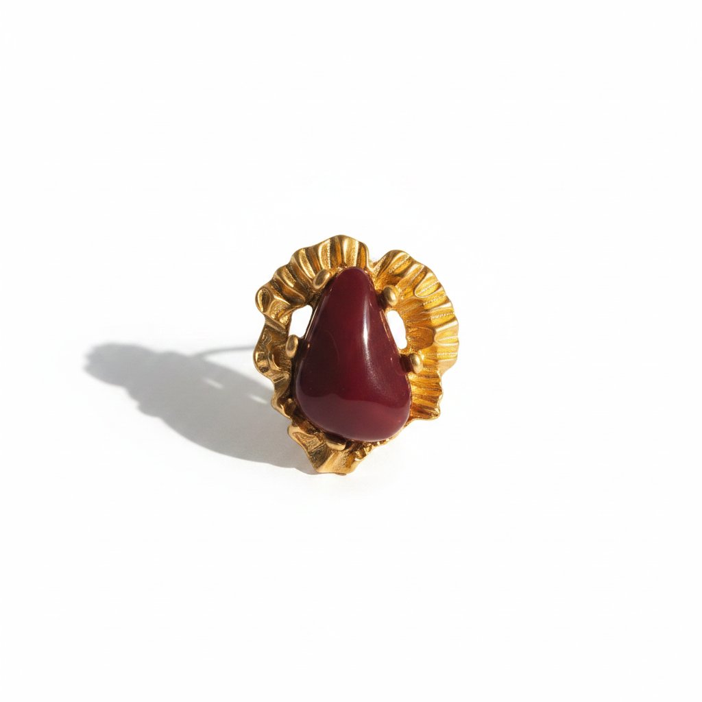 Brinco Écaille Dorée — flat-lay