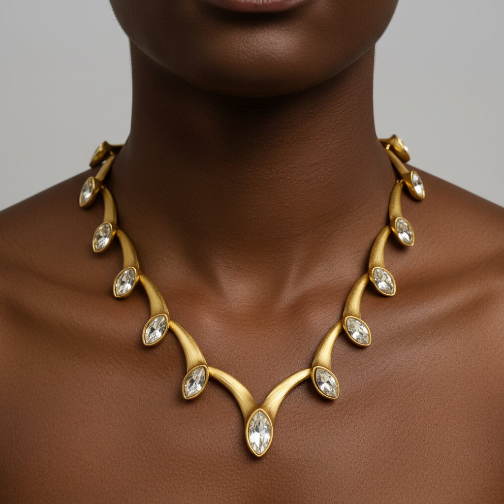 Colar close-up — modelo negra
