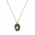 Colar Pedra Verde flat lay